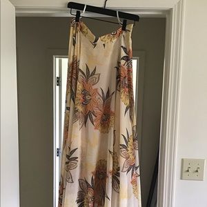 Meghan LA floral maxi skirt